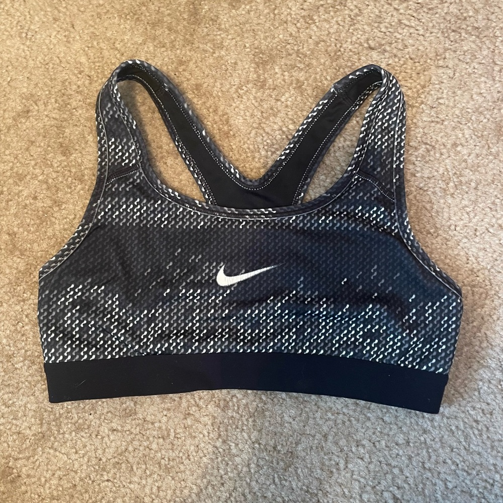 XS Nike pro sports bra